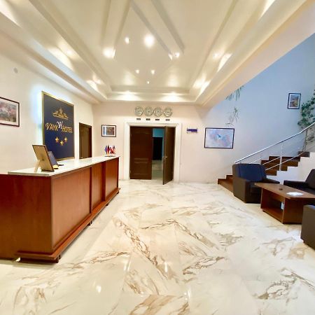Vayk Hotel Ngoại thất bức ảnh